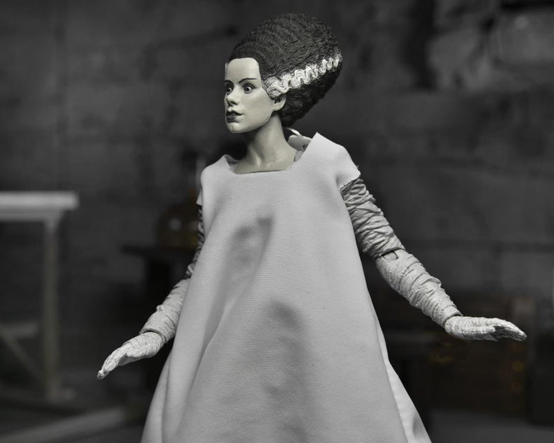 Universal Monsters Ultimate Bride of Frankenstein (Black & White) - Collectables > Action Figures > toys -  Neca