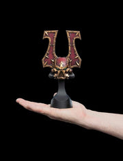 Warhammer 40k Khorne Berzerker Miniature Helmet Replica (preorder Q2 2025) - Collectables > Action Figures > toys -  WETA WORKSHOP