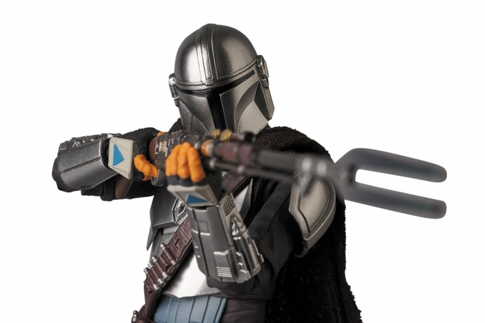 Star Wars MAFEX No.129 The Mandalorian - Beskar Armor - Reissue - Collectables > Action Figures > toys -  MAFEX
