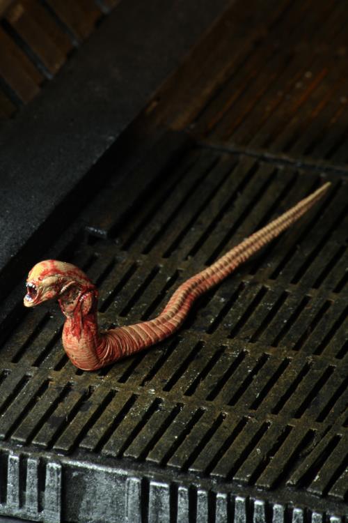 Neca - Alien - Ultimate 40th Anniversary Big Chap - Action & Toy Figures -  Neca