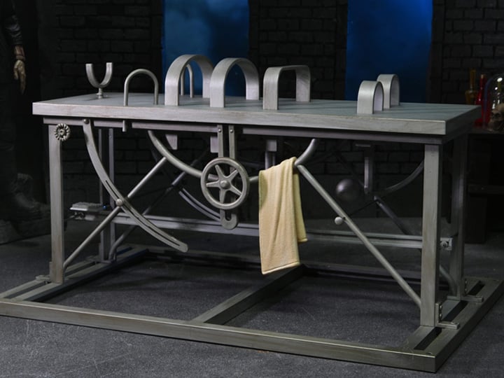 Universal Monsters Frankenstein Accessory Set - Collectables > Action Figures > toys -  Neca