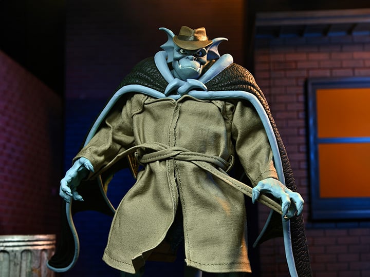 Disney's Gargoyles Ultimate Detective Broadway "Silver Falcon" - With Closed Wings - Collectables > Action Figures > toys -  Neca