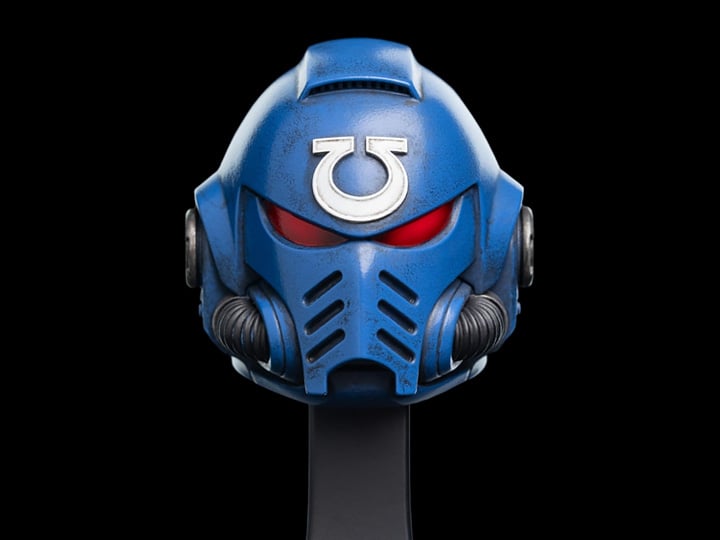 Warhammer 40k Ultramarines Miniature Helmet Replica (preorder Q2 2025)