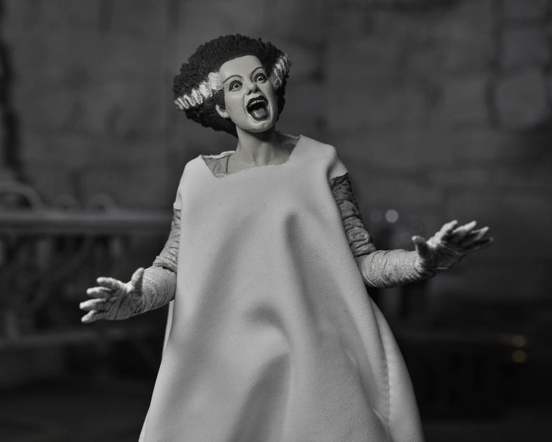 Universal Monsters Ultimate Bride of Frankenstein (Black & White) - Collectables > Action Figures > toys -  Neca