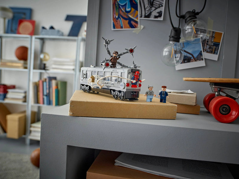 LEGO - Spider-Man vs. Doc Ock Subway Train Scene 76321 - Collectables > Action Figures > toys -  Lego