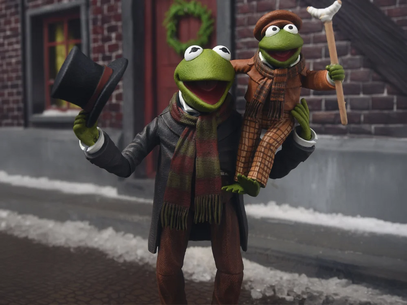 Sesame Street Ultimate - Ultimate Kermit as Bob Cratchit and Robin as Tiny Tim (Preorder Dec 2026)