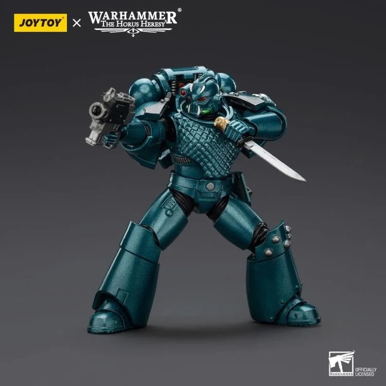 Warhammer: The Horus Heresy - Alpha Legion - Headhunter with Banestrike Combi-Bolter and Power Dagger - Collectables > Action Figures > toys -  Joy Toy