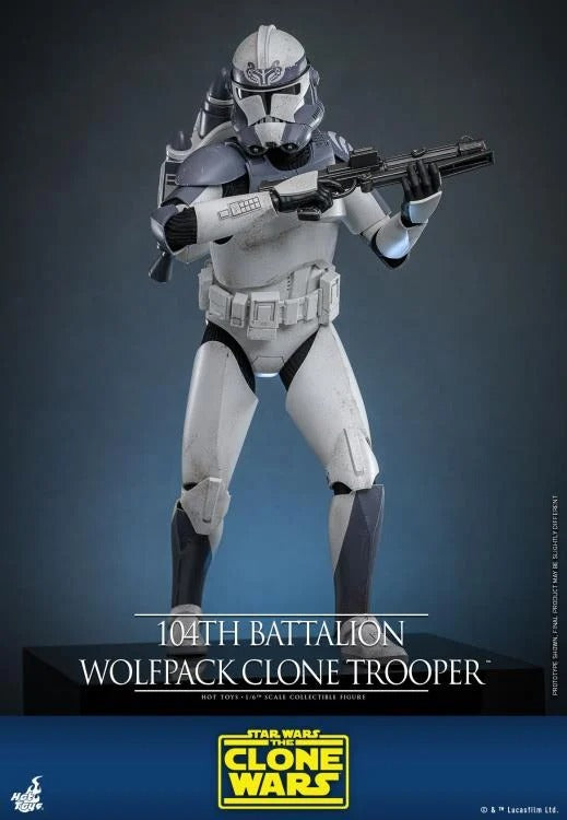 Star Wars: The Clone Wars - 104th Battalion Wolfpack Clone Trooper 1/6th Scale Collectible Figure - TMS142