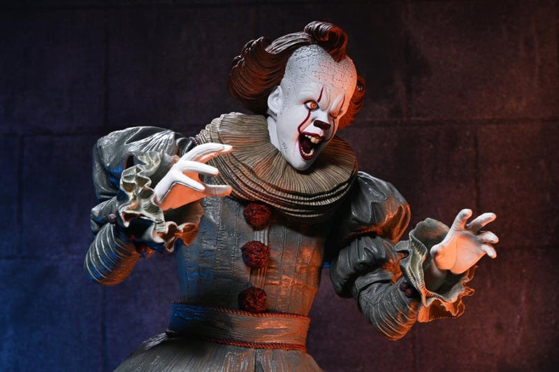 IT: Welcome to Derry - Pennywise 1/4 Scale Action Figure