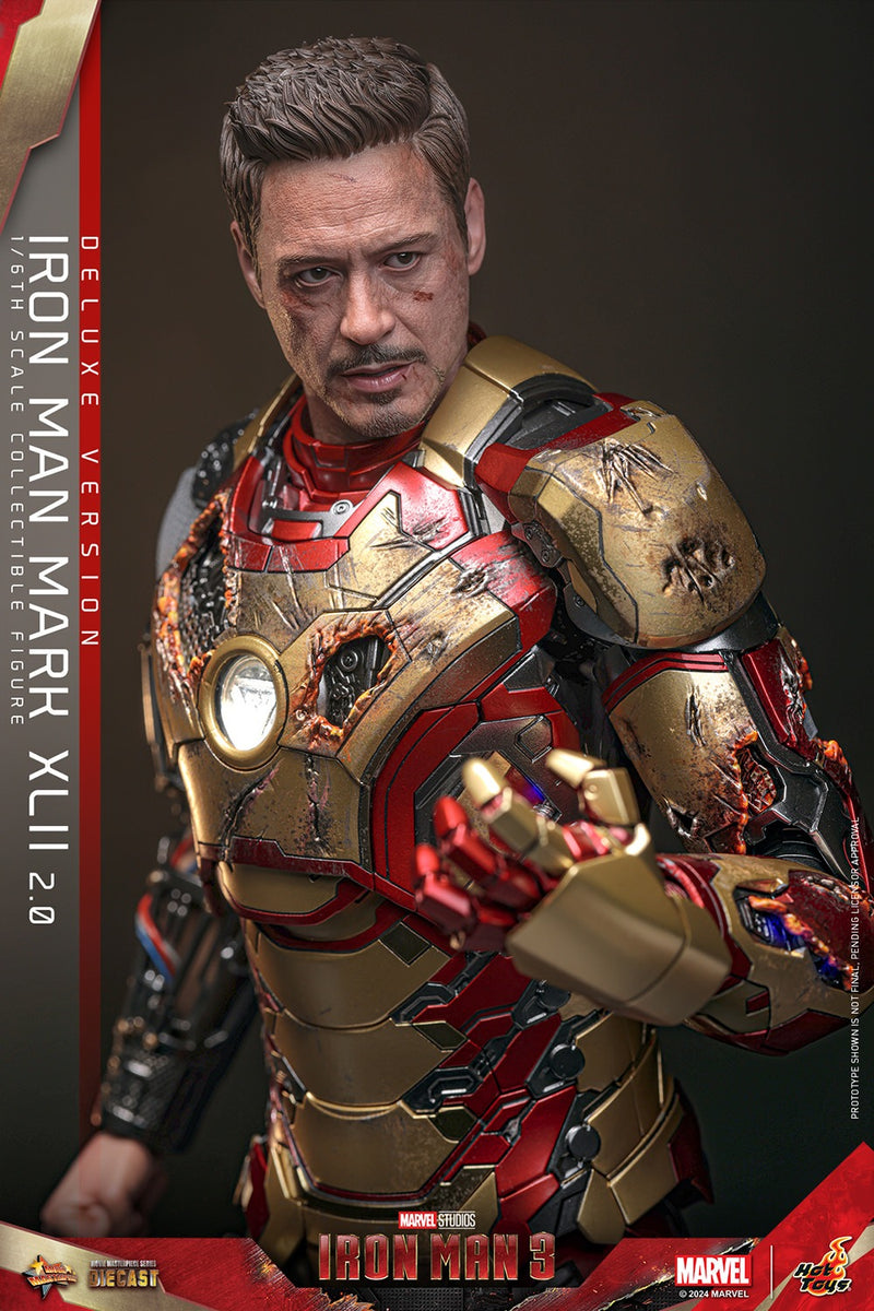 Iron Man 3 - Iron Man Mark XLII (2.0) Deluxe 1/6th Scale Collectible Figure - MMS759D66