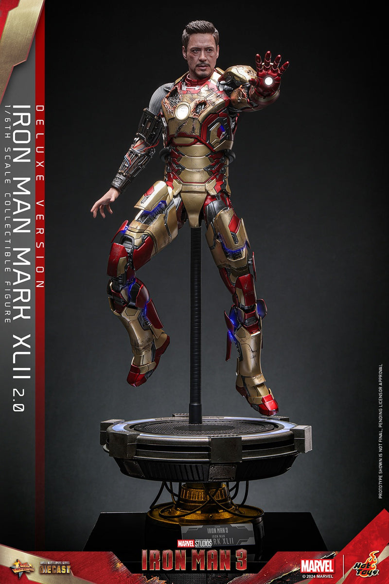 Iron Man 3 - Iron Man Mark XLII (2.0) Deluxe 1/6th Scale Collectible Figure - MMS759D66
