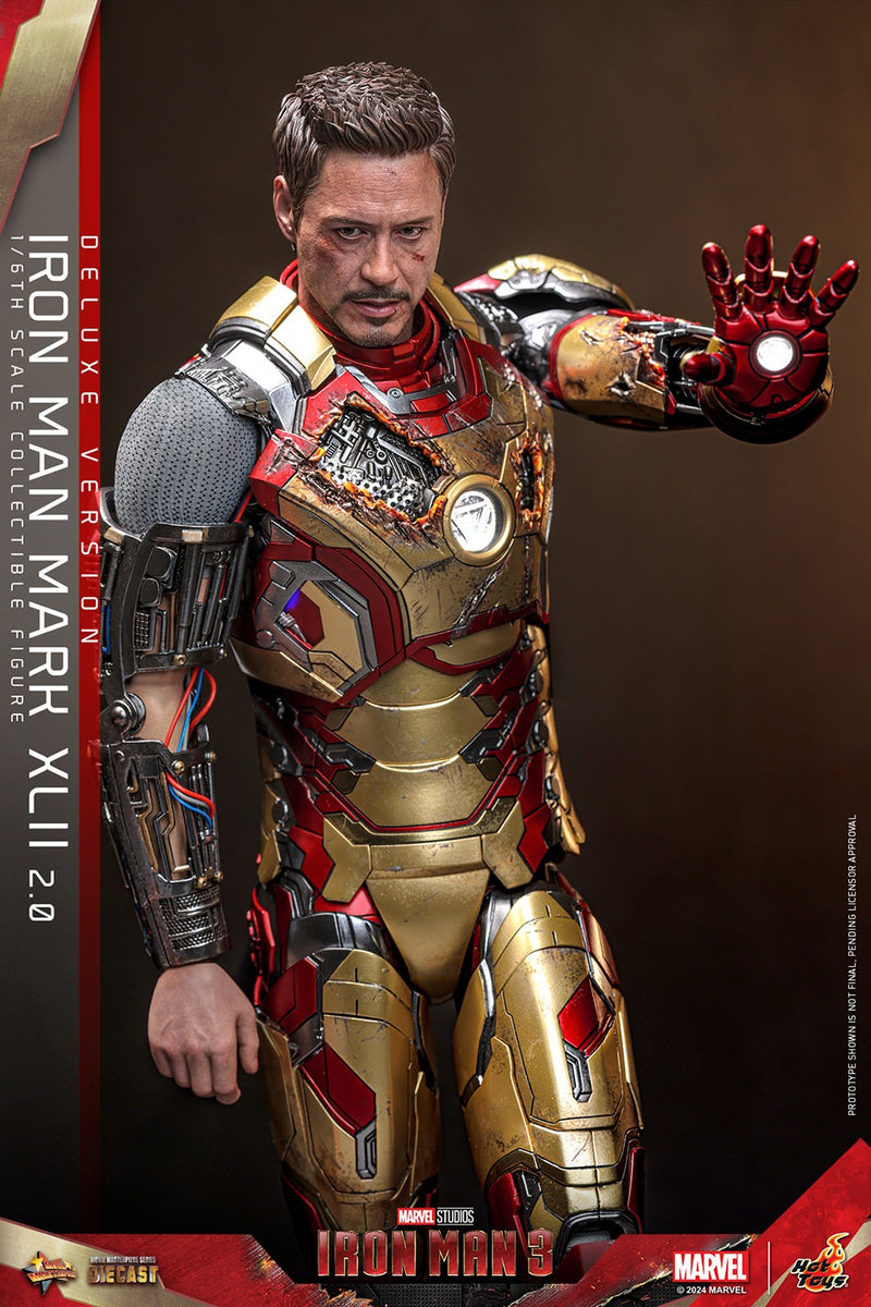 Iron Man 3 - Iron Man Mark XLII (2.0) Deluxe 1/6th Scale Collectible Figure - MMS759D66