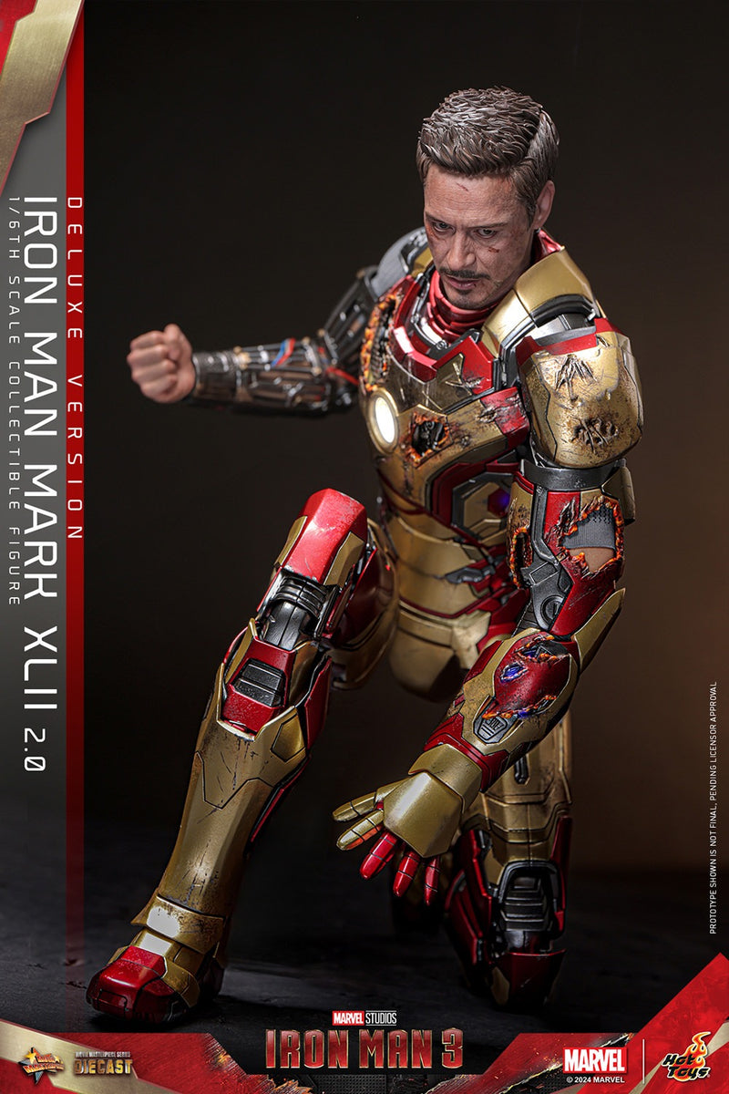 Iron Man 3 - Iron Man Mark XLII (2.0) Deluxe 1/6th Scale Collectible Figure - MMS759D66