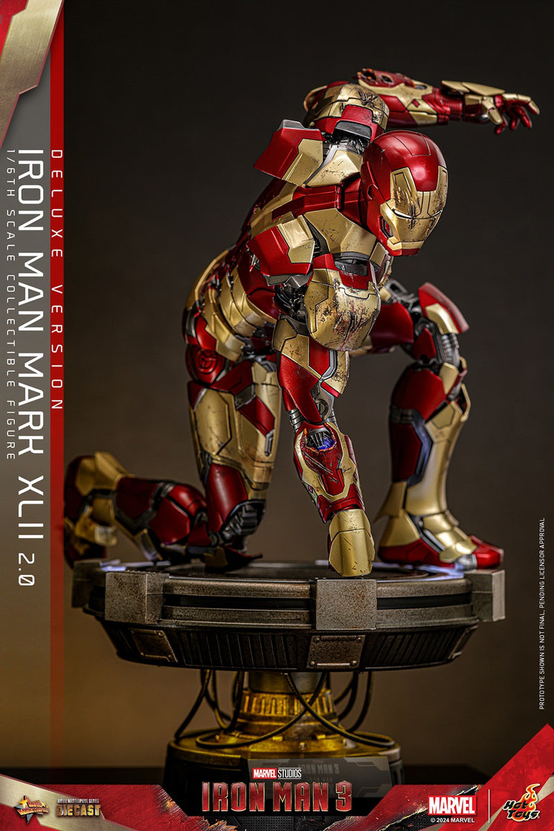 Iron Man 3 - Iron Man Mark XLII (2.0) Deluxe 1/6th Scale Collectible Figure - MMS759D66