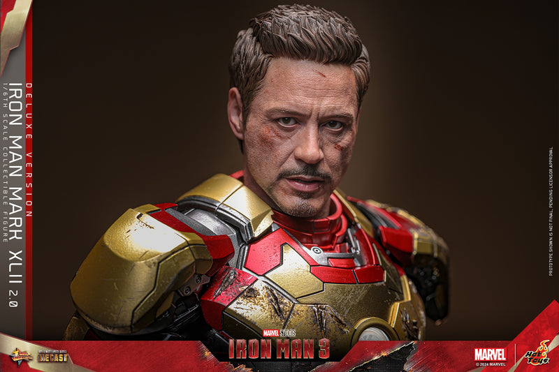 Iron Man 3 - Iron Man Mark XLII (2.0) Deluxe 1/6th Scale Collectible Figure - MMS759D66