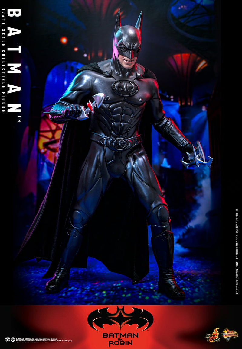 Batman & Robin - Batman 1/6th Scale Collectible Figure - MMS786