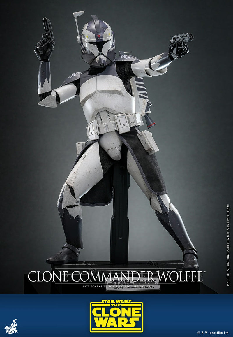 Star Wars: The Clone Wars - Clone Commander Wolffe 1/6th Scale Collectible Figure - TMS141