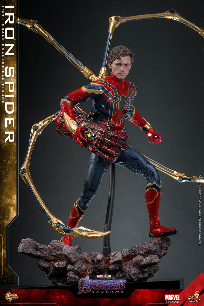 Avengers: Endgame - Iron Spider 1/6th Scale Collectible Figure - MMS761