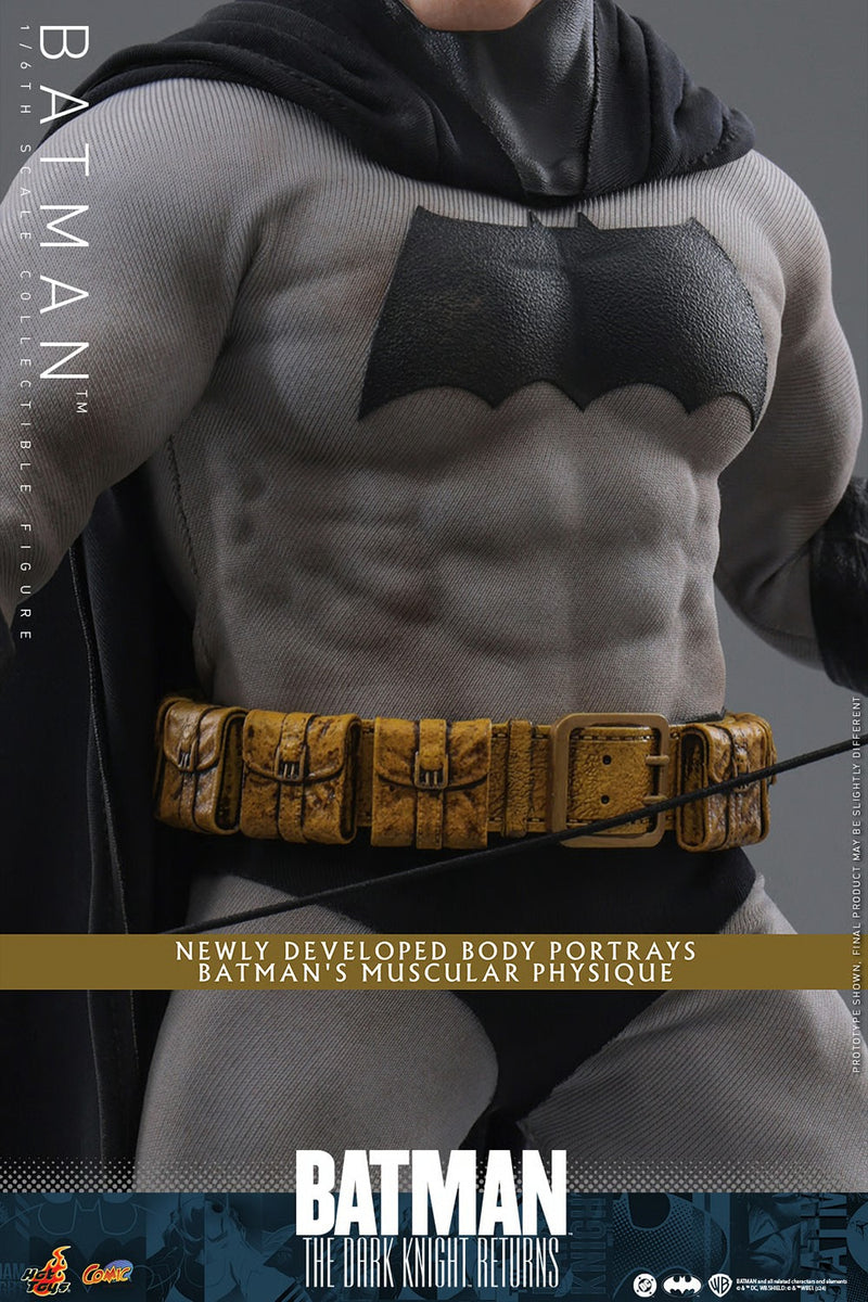 Batman: The Dark Knight Returns - Batman 1/6th Scale Collectible Figure - CMS024