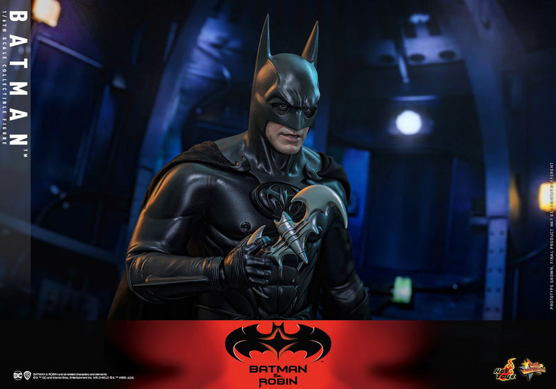 Batman & Robin - Batman 1/6th Scale Collectible Figure - MMS786