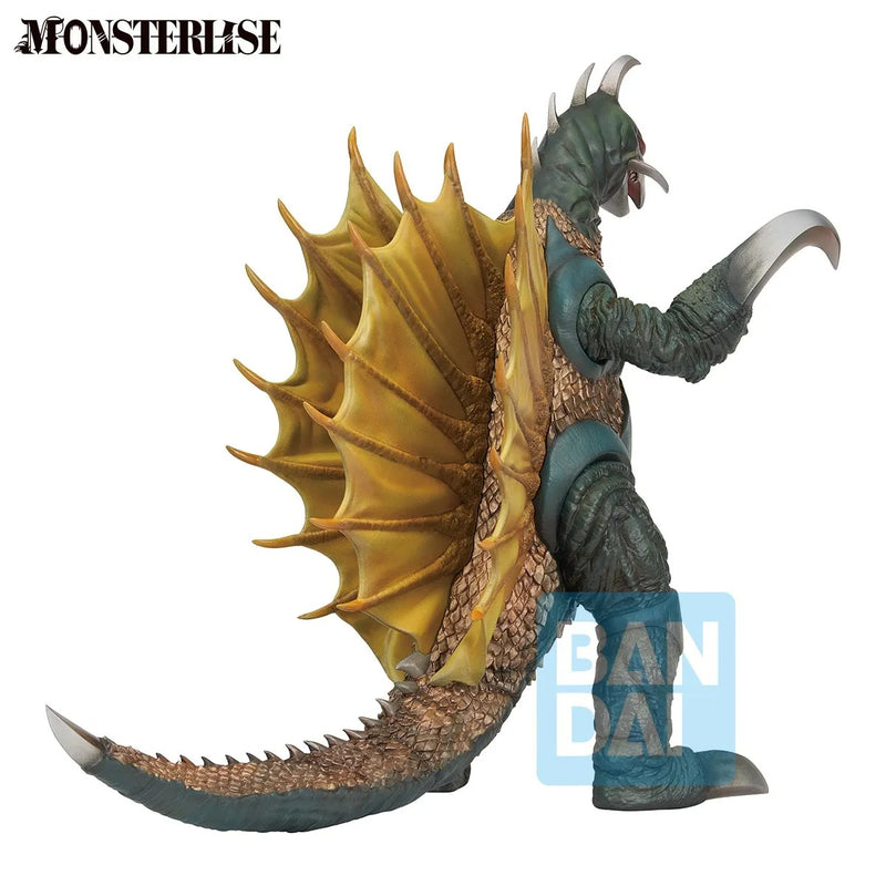 Godzilla vs. Gigan (1972) - Monsterlise Ichibansho - Gigan (Zero's Heartbeat) (Preorder Q1 2027)