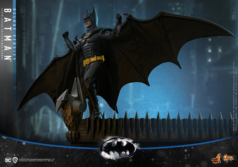 Batman Returns - Batman Deluxe 1/6th Scale Collectible Figure - MMS770