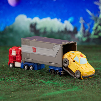 Transformers Legacy Evolution Core Class Optimus Prime & Bumblebee - Exclusive (preorder Q4) - Collectables > Action Figures > toys -  Hasbro