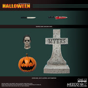 Michael Myers knives, loose mask, jack-o-lantern and Myers tombstone accessories