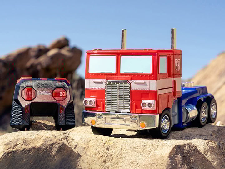 Transformers Remote Control Converting G1 Optimus Prime - Collectables > Action Figures > toys -  Jada Toys