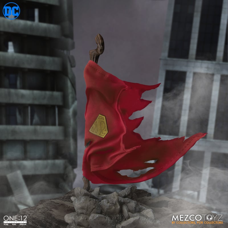 Mezco- DC Comics One:12 Collective Superman: Recovery Suit Edition (preorder) - Collectables > Action Figures > toys -  MEZCO TOYS