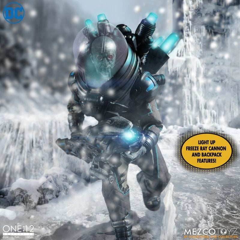 Mezco - DC Comics One:12 Collective Deluxe Mr. Freeze - Collectables > Action Figures > toys -  MEZCO TOYS