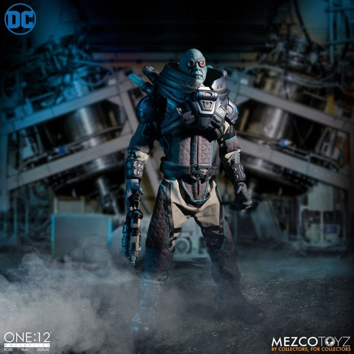 Mezco - DC Comics One:12 Collective Deluxe Mr. Freeze - Collectables > Action Figures > toys -  MEZCO TOYS