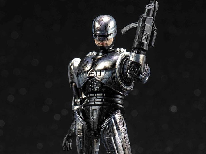 RoboCop 3 RoboCop (Battle Damaged) 1:18 Scale PX Previews Exclusive Figure - Action & Toy Figures -  HIYA TOYS