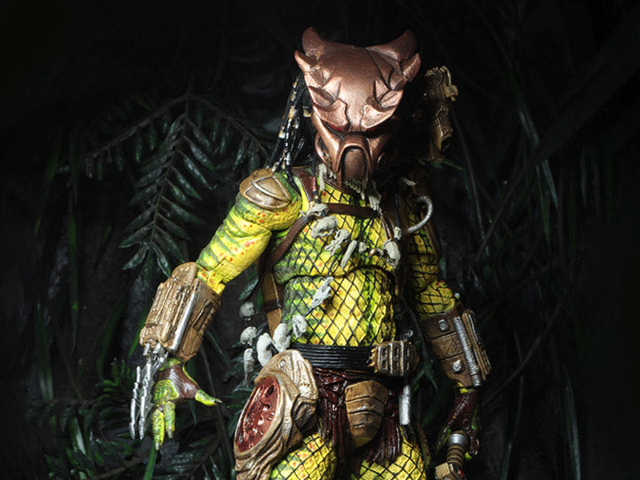 Predator Ultimate Elder Predator - The Golden Angel - Figure - Collectables > Action Figures > toys -  Neca