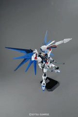 MG FREEDOM GUNDAM Z.A.F.T Mobile Suit ZGMF-X10A  1/100 Ver.2.0 - Model Kits -  Bandai