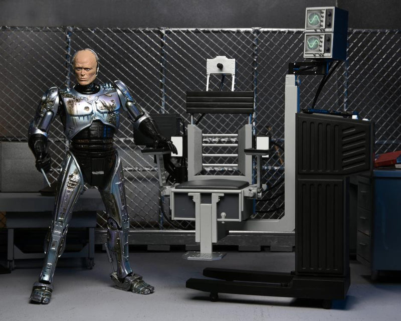 NECA Ultimate Battle Damaged RoboCop with Chair (preorder) - Action & Toy Figures -  Neca