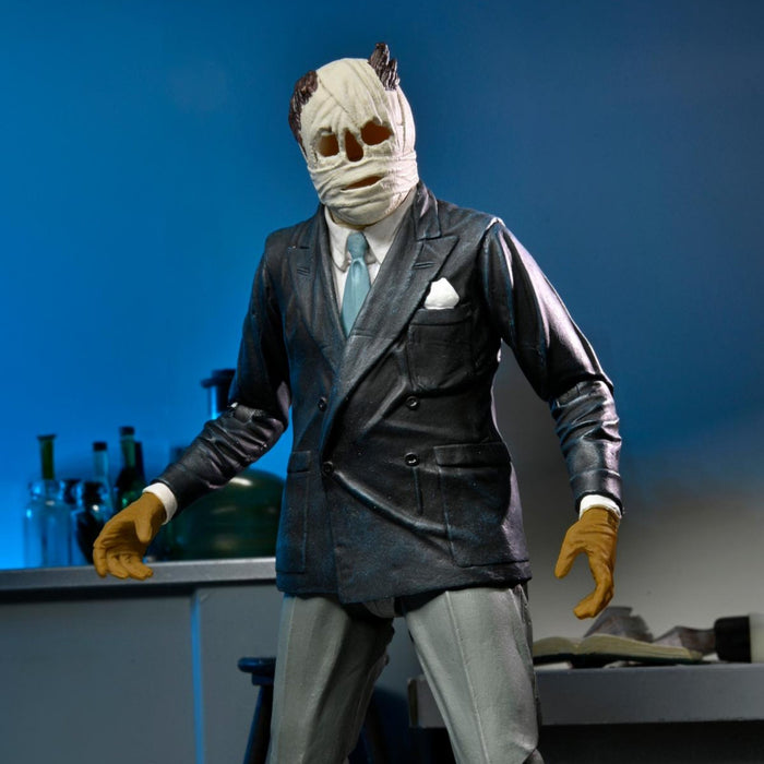 Universal Monsters - 7" Scale Action Figure - Ultimate Invisible Man (preorder) - Action & Toy Figures -  Neca