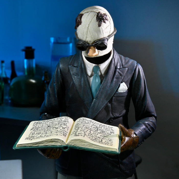 Universal Monsters - 7" Scale Action Figure - Ultimate Invisible Man (preorder) - Action & Toy Figures -  Neca