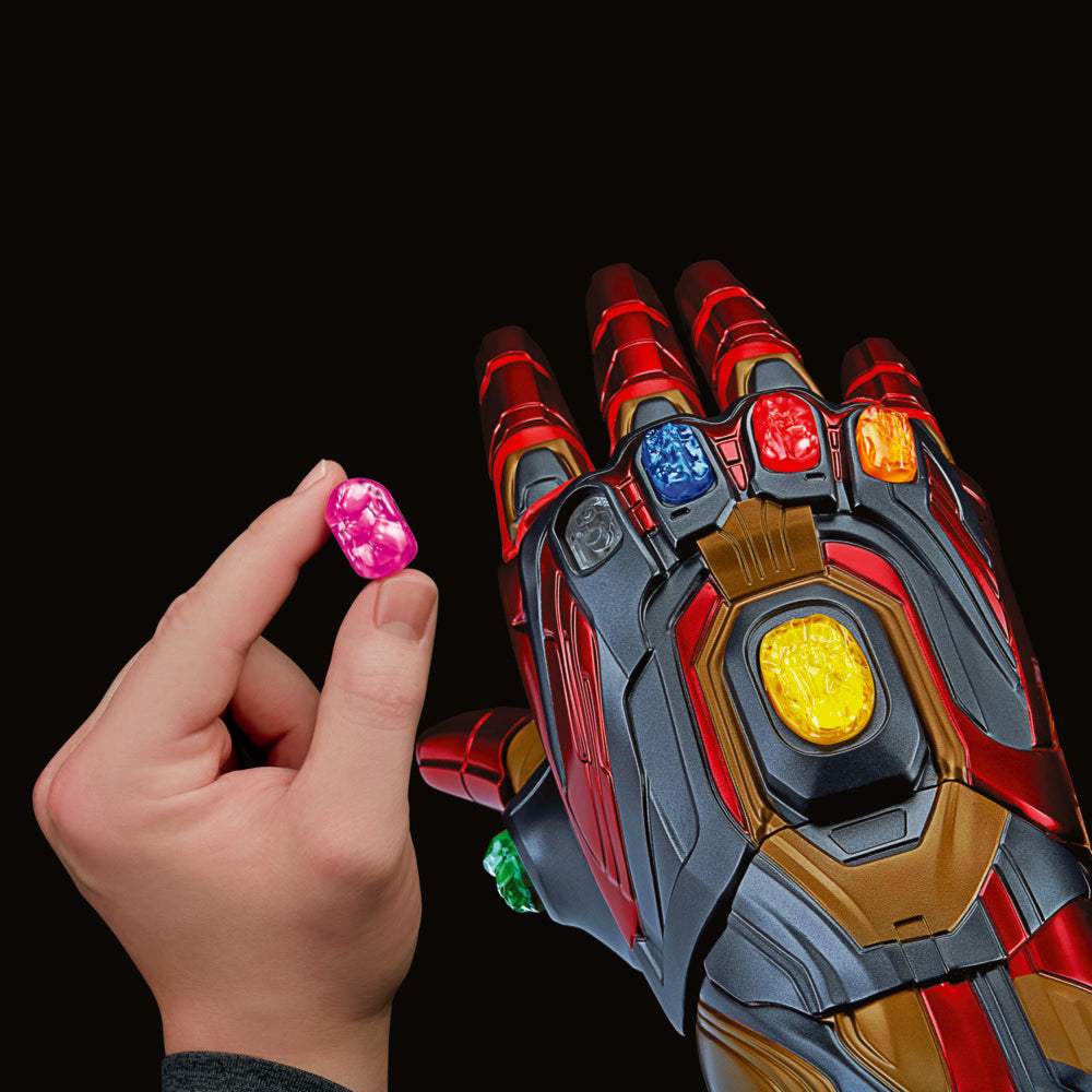 Marvel Legends Series Iron Man Nano Gauntlet — Toy Snowman
