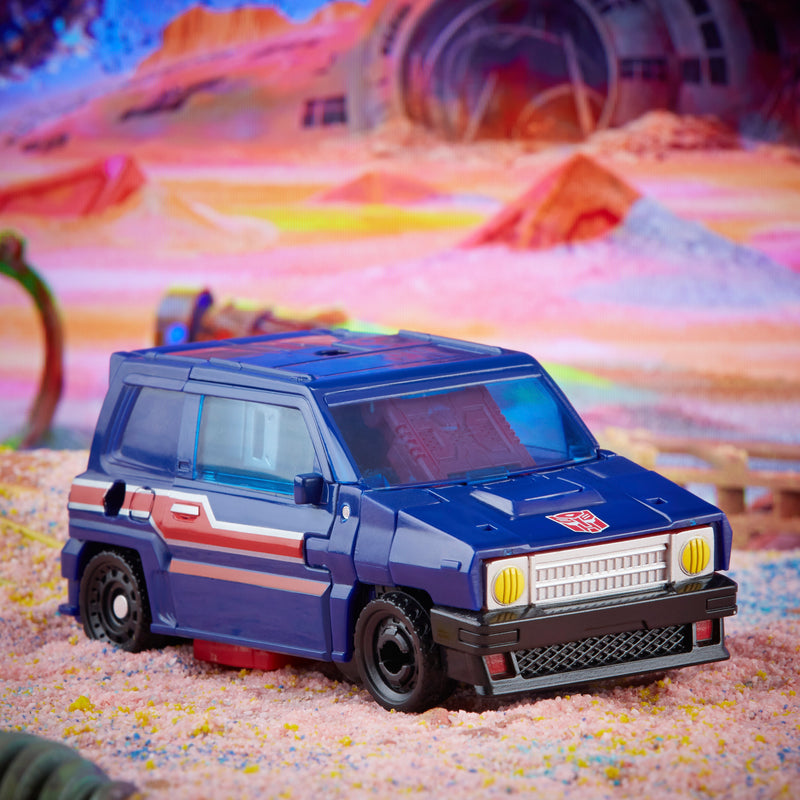 Transformers Legacy Deluxe Autobot Skids (preorder april/july) - Action & Toy Figures -  hasbro