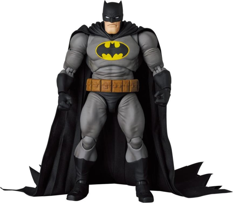 Batman: The Dark Knight Returns MAFEX #204 Batman & Horse (preorder) - Collectables > Action Figures > toys -  MAFEX