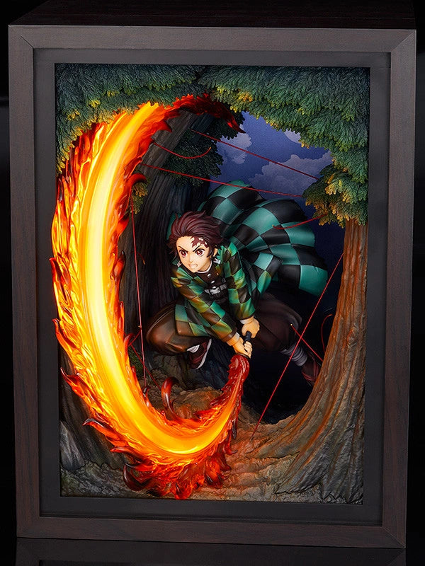 DEMON SLAYER: Tanjiro Kamado: Hinokami Kagura Dance (Preorder) - statue -  Good Smile Company