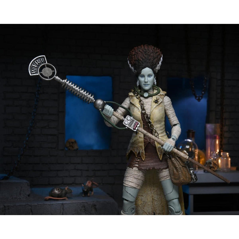 Neca - Ultimate April O Neil as Bride of Frankenstein - Judith Hoag (preorder) - Action & Toy Figures -  Neca
