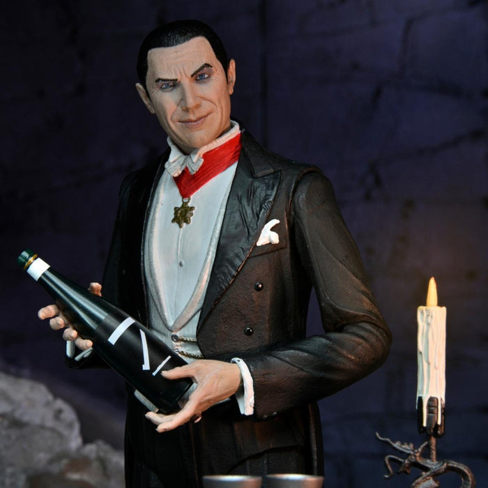 Universal Monsters – 7" Scale Action Figure - Ultimate Dracula - Transylvania -(preorder) - Action & Toy Figures -  Neca