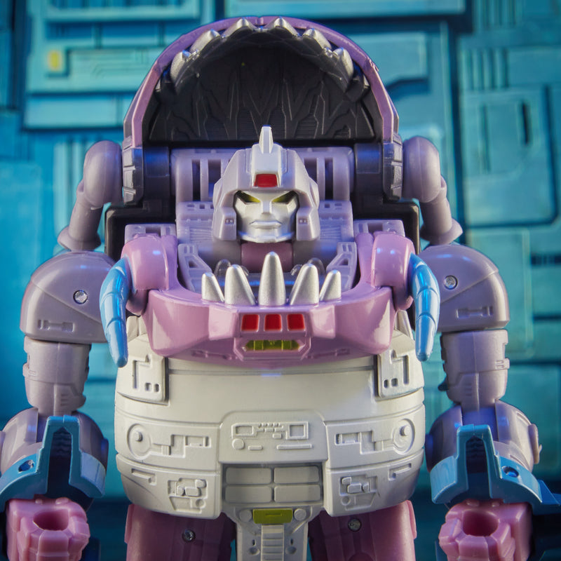 (preorder ETA Sept/Oct )Transformers Studio Series 86-08 Deluxe Class The Transformers: The Movie Gnaw - Toy Snowman
