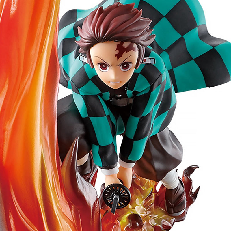 Demon Slayer: Kimetsu no Yaiba Tanjiro Kamado Shake The Sword Burn Your Heart Ichiban Statue - statue -  Bandai