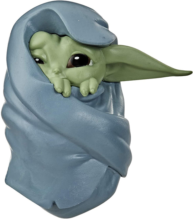 Star Wars The Bounty Collection The Child Collectible Toy 2.2-Inch The Mandalorian “Baby Yoda” Blanket-Wrapped - Toy Snowman