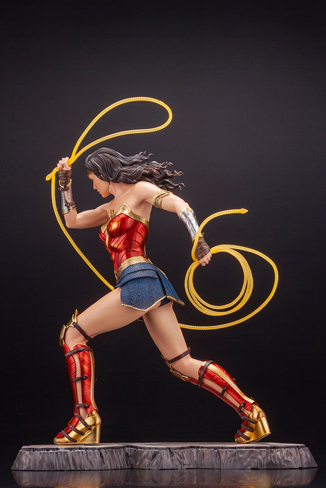 WONDER WOMAN 1984 MOVIE WONDER WOMAN ARTFX STATUE - Toy Snowman