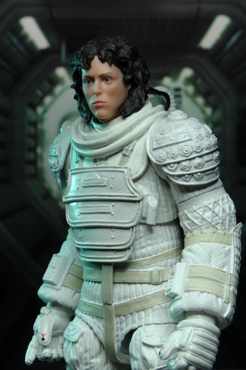 Neca Alien 40th Anniversary Ripley (Compression Suit) - Action & Toy Figures -  Neca