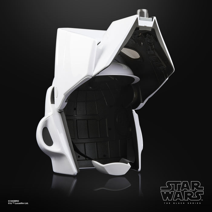 Star Wars The Black Series Scout Trooper Premium Electronic Helmet (preorder) - Gear > Cosplay > props -  Hasbro